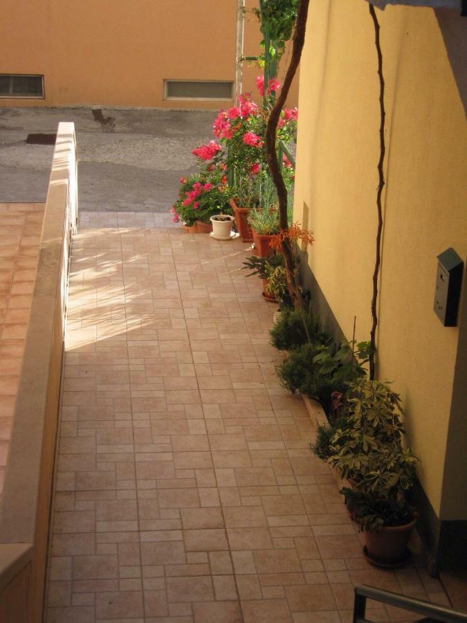 Apartmani Niko Подгора Экстерьер фото