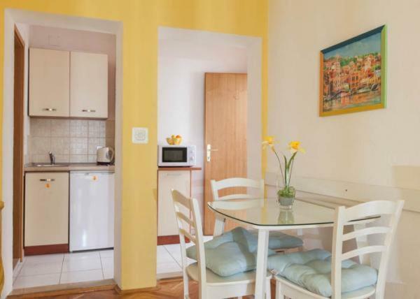 Apartmani Niko Подгора Экстерьер фото