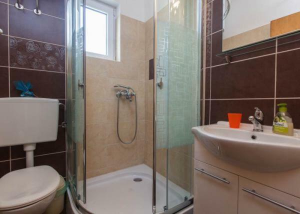 Apartmani Niko Подгора Экстерьер фото